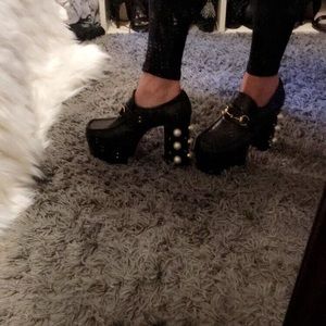 More photos for Gucci Vegas platform