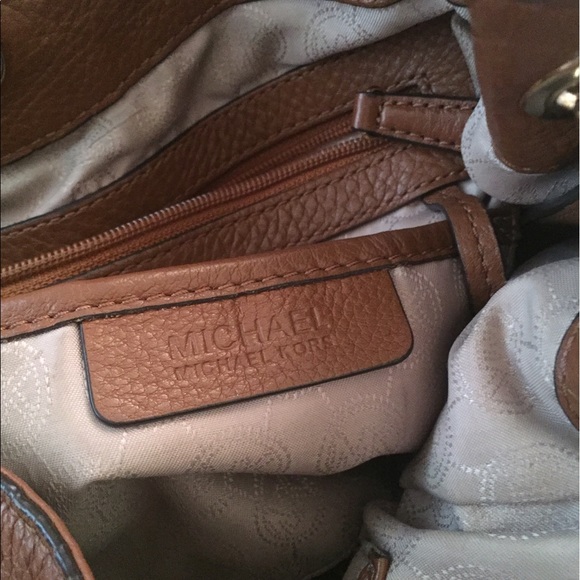 Michael Kors soft pebble leather luggage bag - Picture 4 of 4