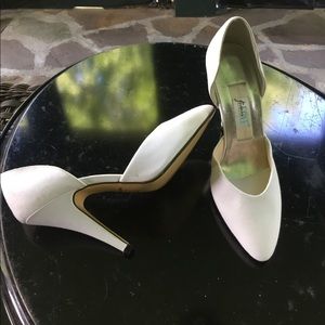 White crepe d'orsay pumps