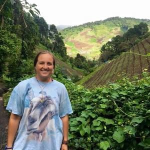 Meet your Posher, Caroline