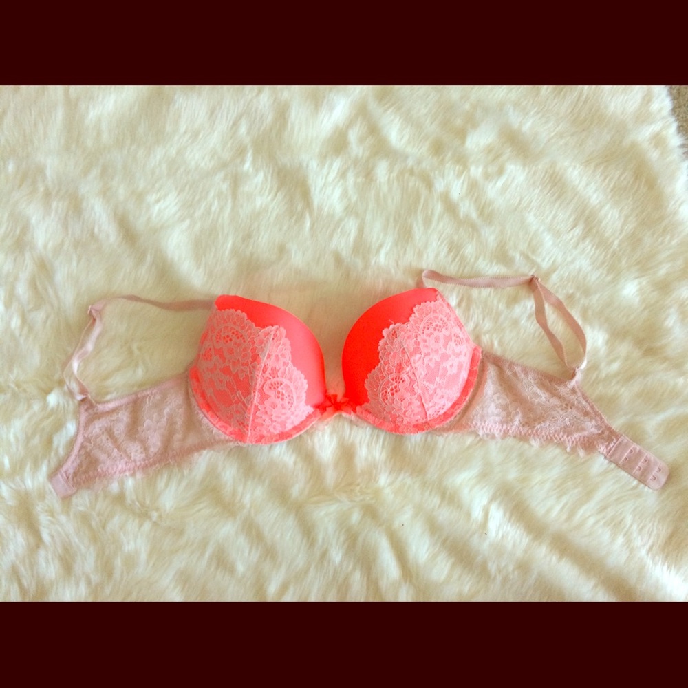 Victoria's Secret Dream Angels push-up bra