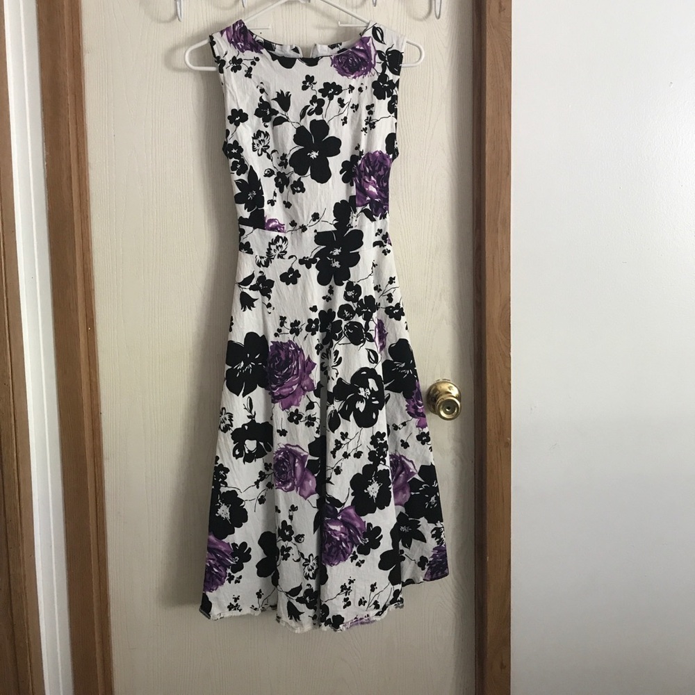 Black and purple floral Summer dress sz XL