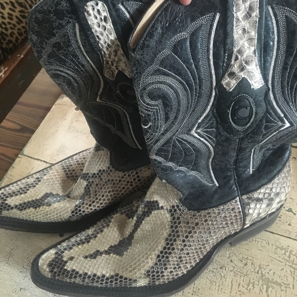 SNAKE + LEATHER COWBOY BOOTS