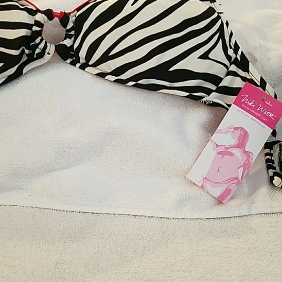 Three piece bikini - Picture 7 of 7