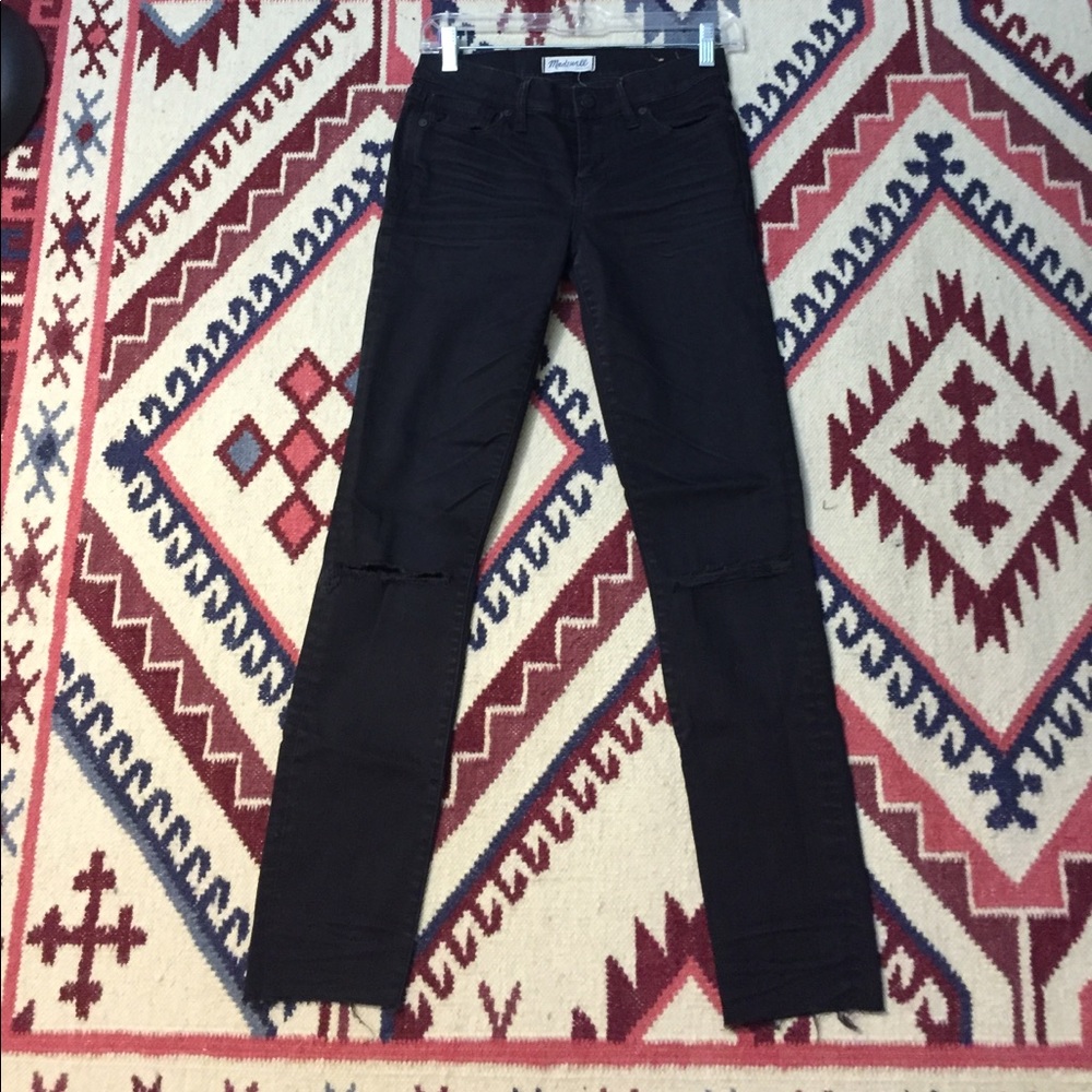 Madewell skinny skinny rip knee sz 26