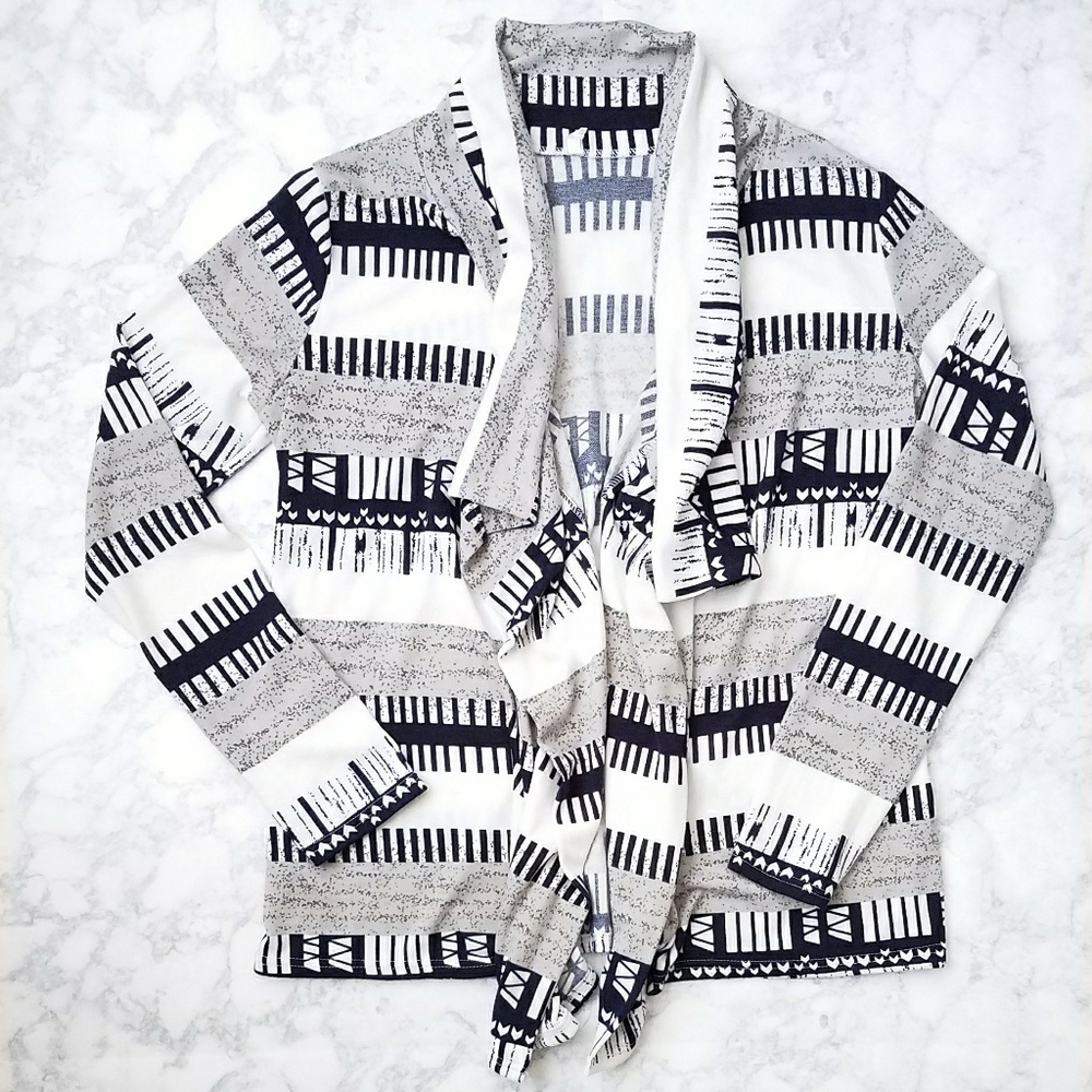 ❤2x Host Pick❤ Navy/Grey Drape-Front Open Cardigan