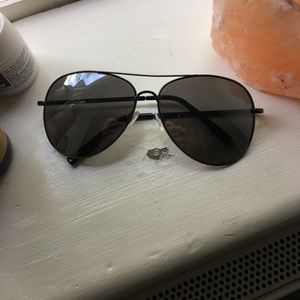 Quay oversized black aviators