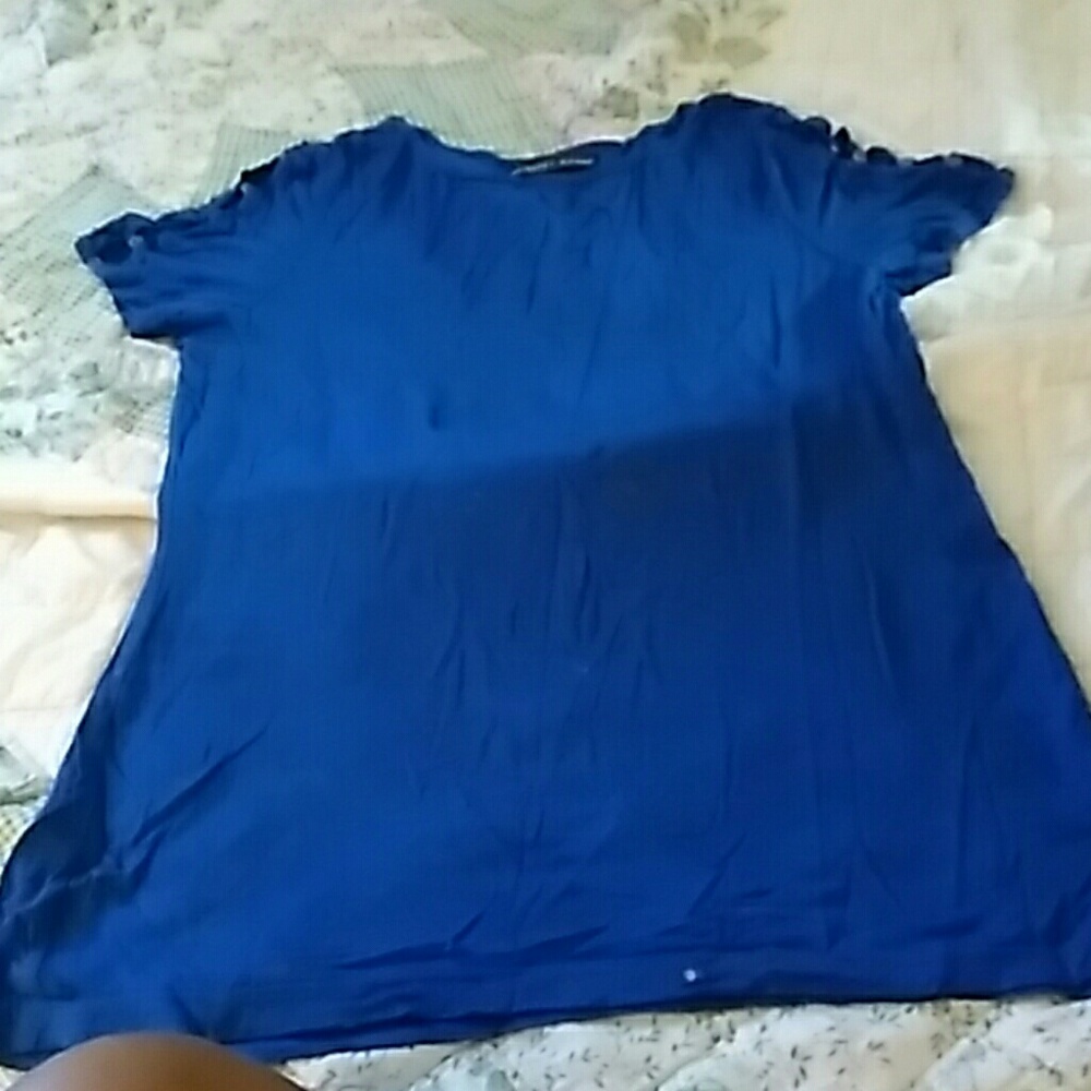 Blue top