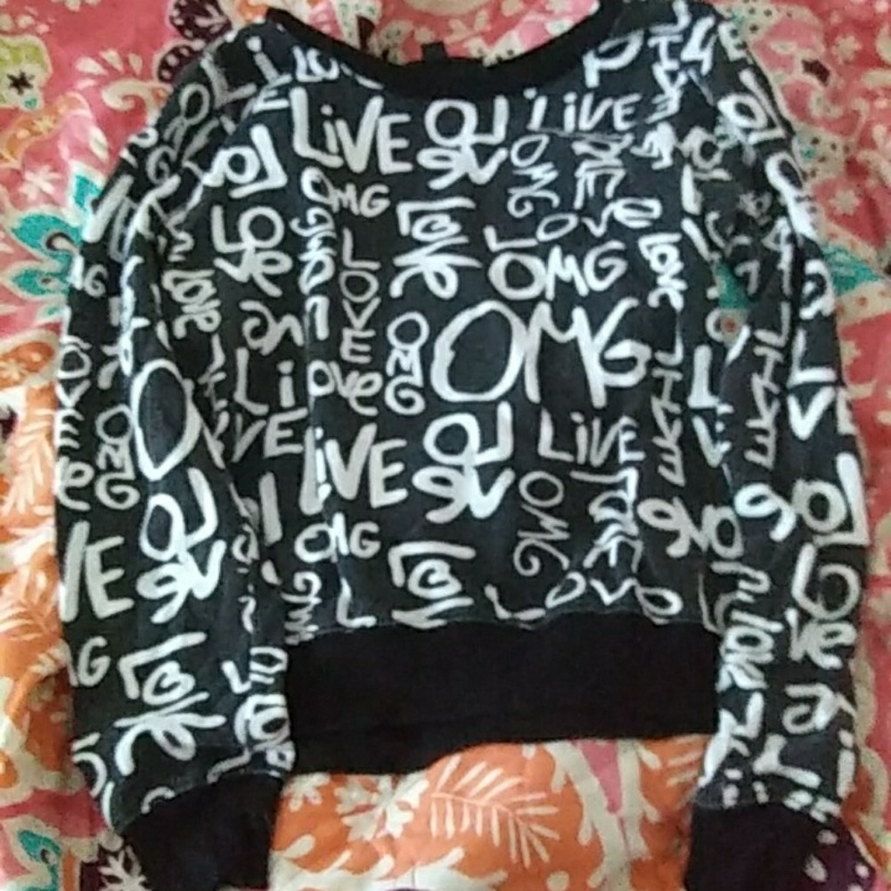 Sweatshirt-Live Love OMG