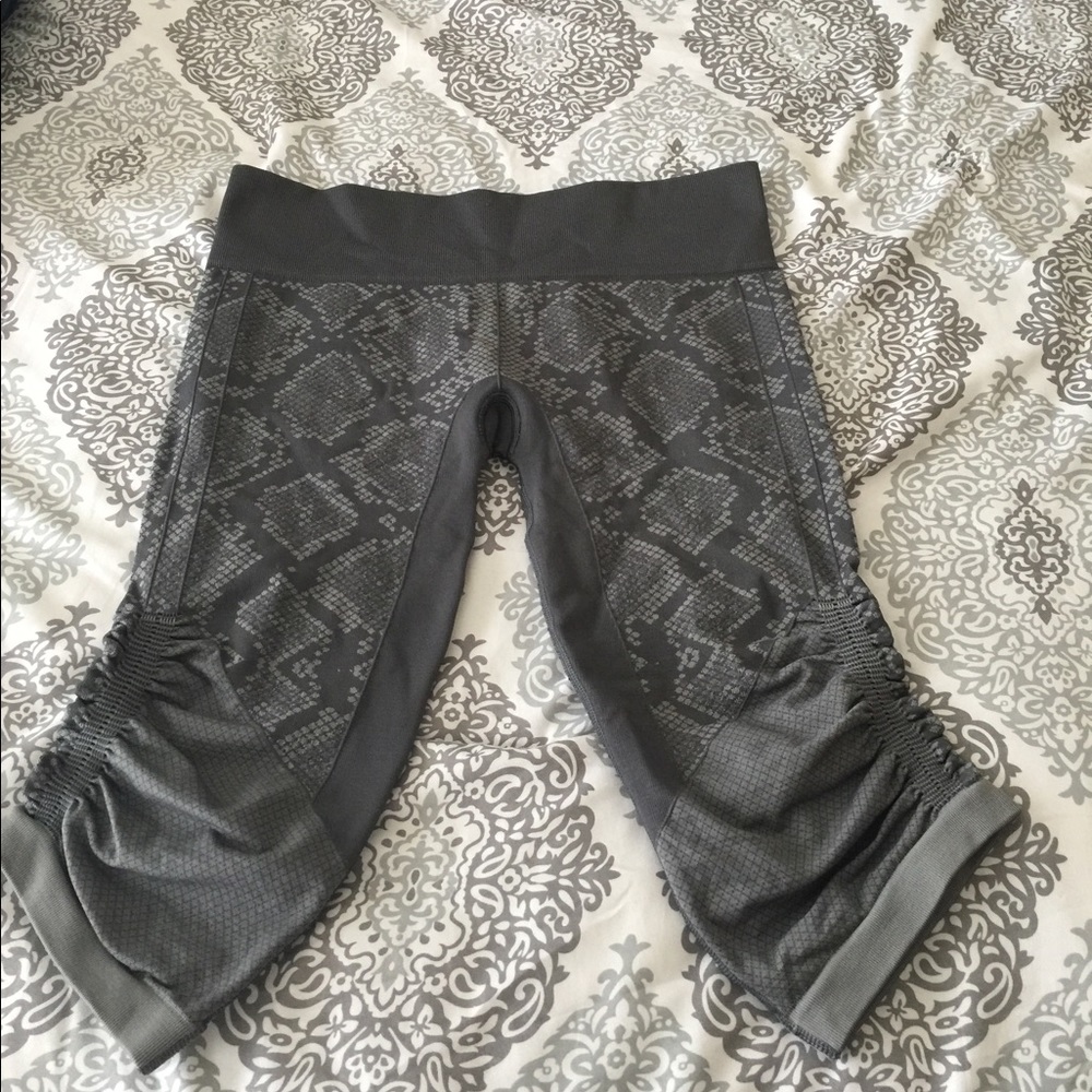 Lululemon Flo and Go high waisted crop