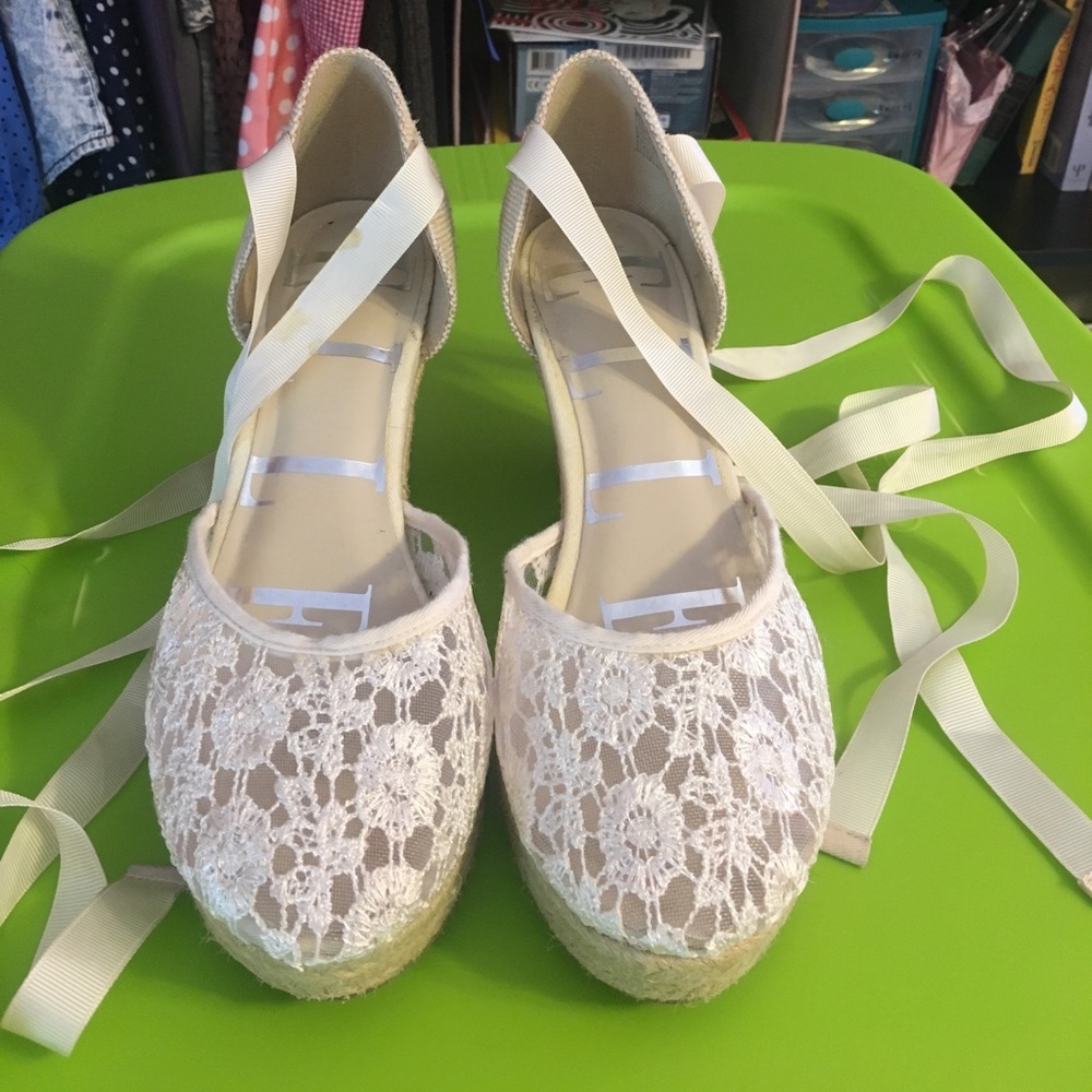 Adorable Lace Espadrilles