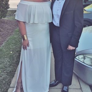 Show me your mumu off the shoulder dress!