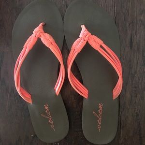 Coral Size 9 Volcom Flip Flops