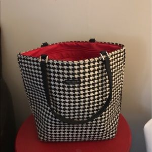 Hand bag
