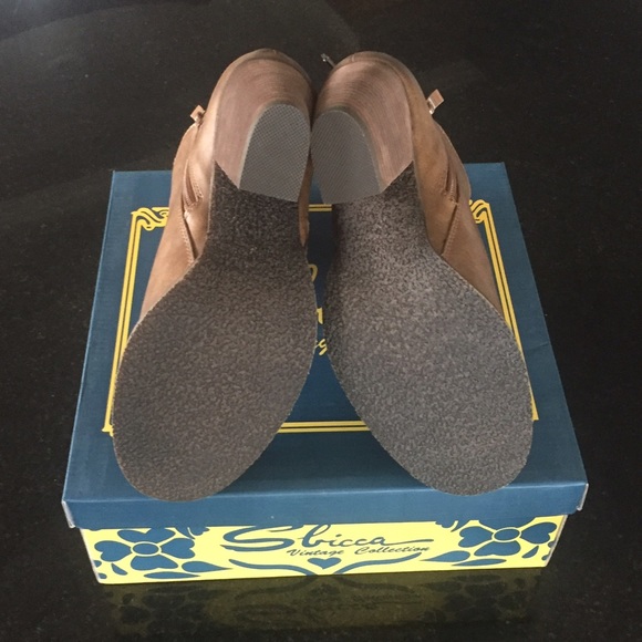 Sbicca boots - Picture 3 of 3