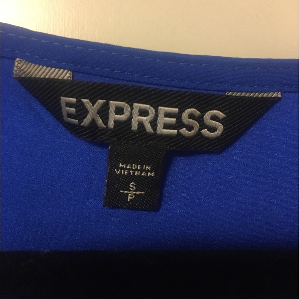 Express Top - Picture 2 of 3