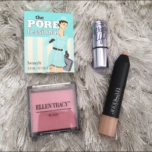 Makeup bundle blush highlighter & primer Makeup bundle blush highlighter & primer