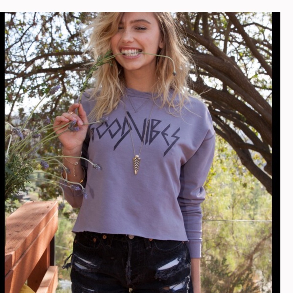 Mate The Label good vibes sweatshirt cropped