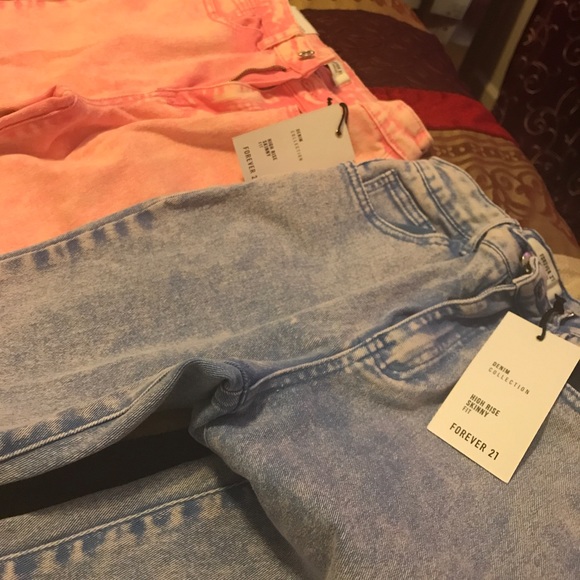 Forever 21 stone washed skinny jeans brand new.