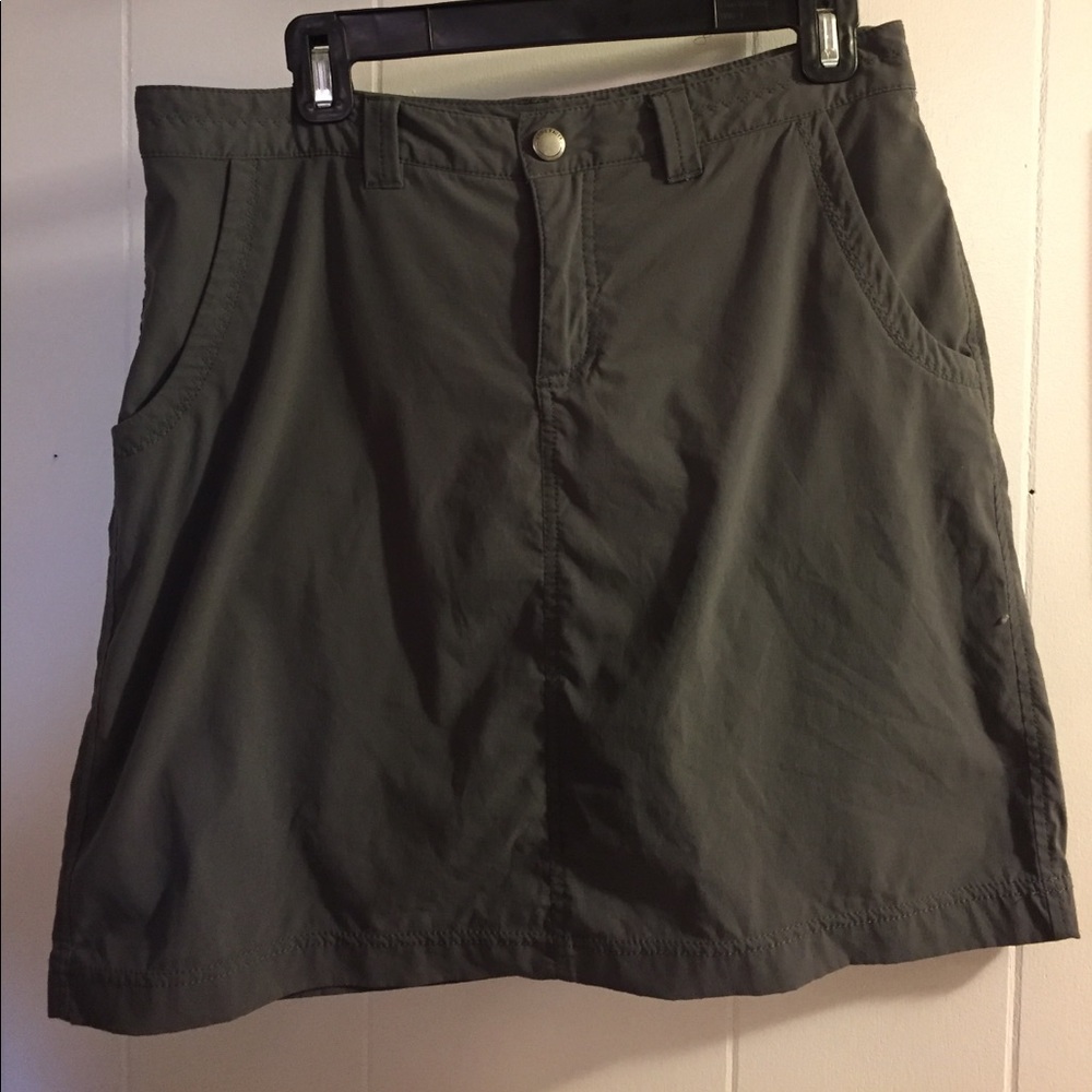 Eddie Bauer skort