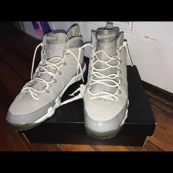 Jordan cool grey 9s - Picture 2 of 4