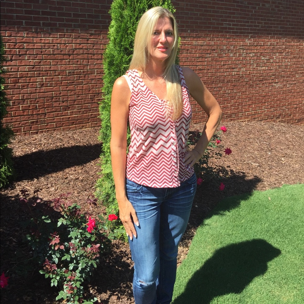Zig-Zag Sleeveless Top