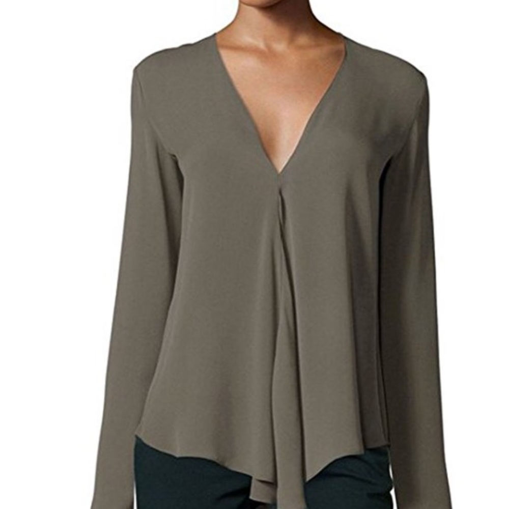 Loose long sleeve chiffon blouse