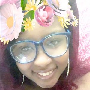 Meet your Posher, Keosha