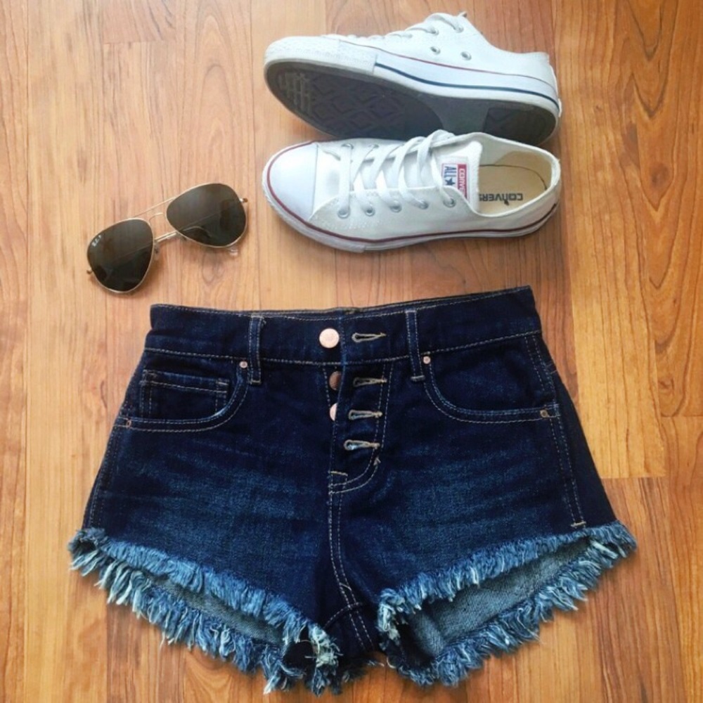 🌼HOST PICK🌼 Bullhead High Waist Shorts