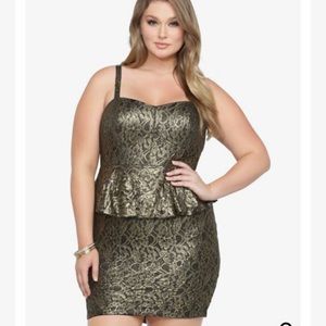 Sz.28 Torrid dress