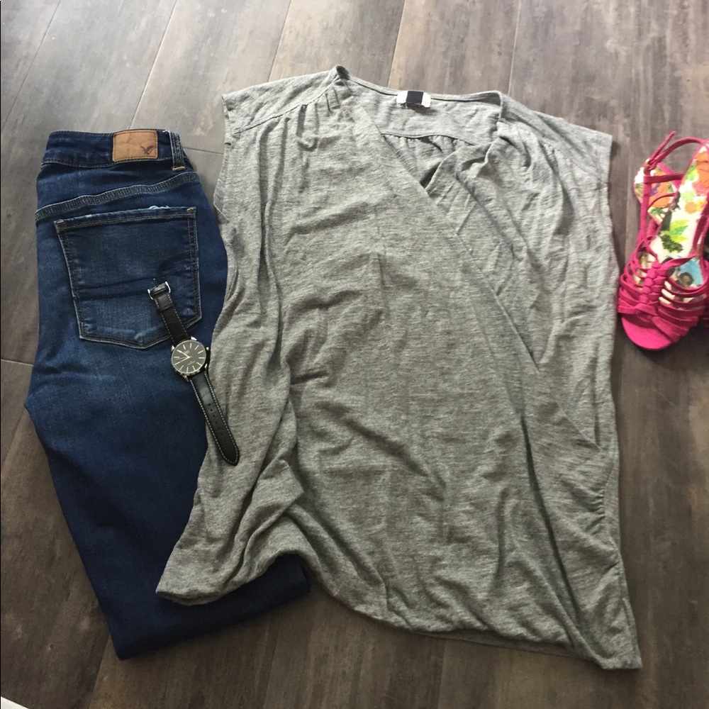 Grey cross-front top