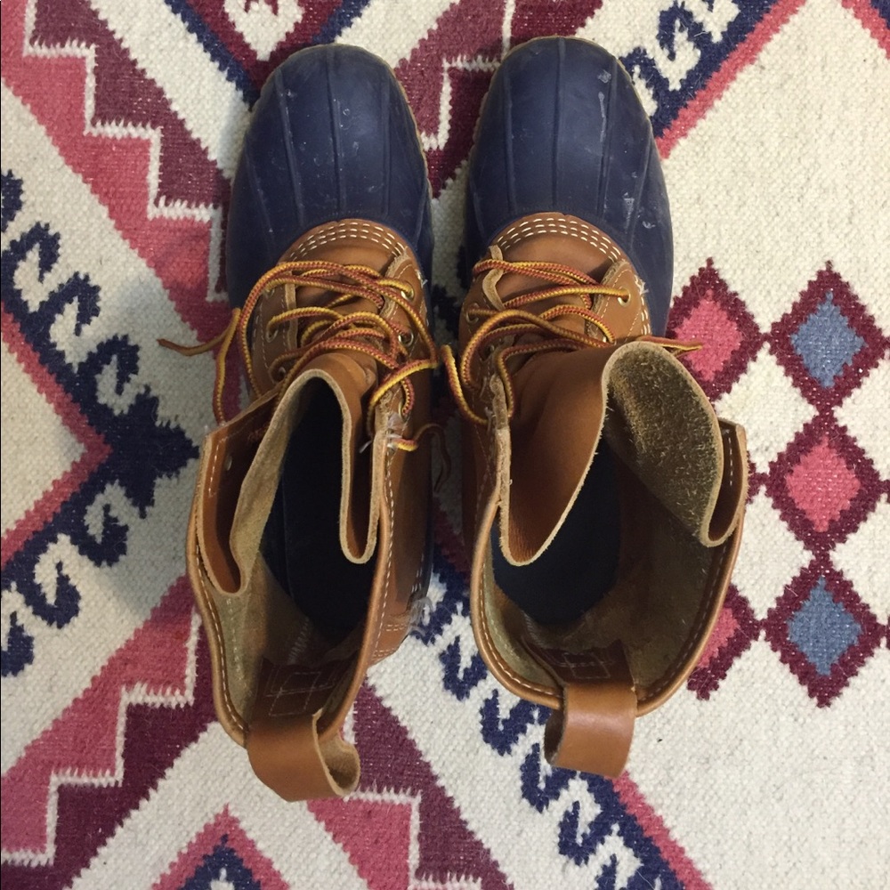 Authentic navy-toed bean boots size 11