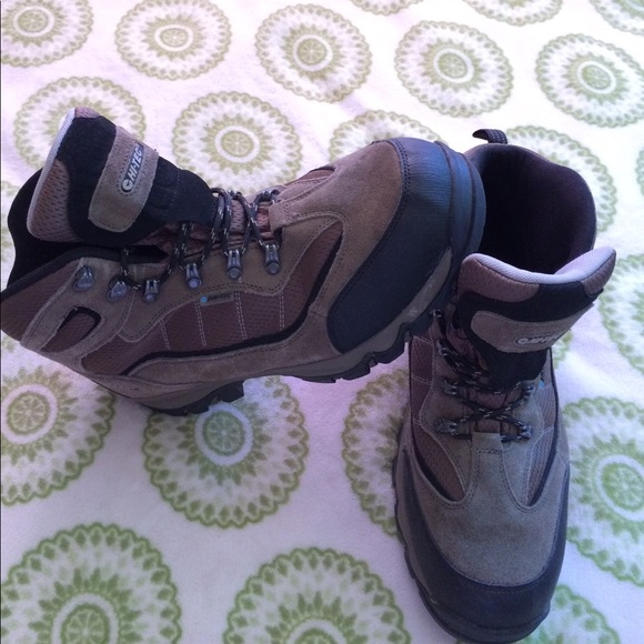 2018 Hi-Tec Skamania boots.. New heavy duty high-quality boots 🥾NWOT - Picture 2 of 6