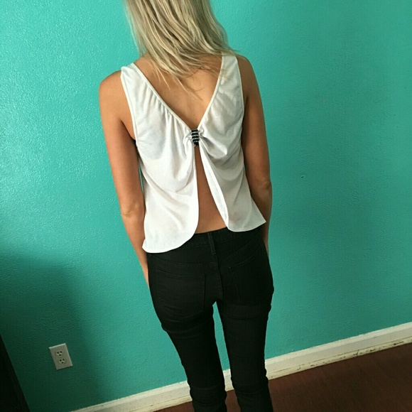 Top - Picture 2 of 2