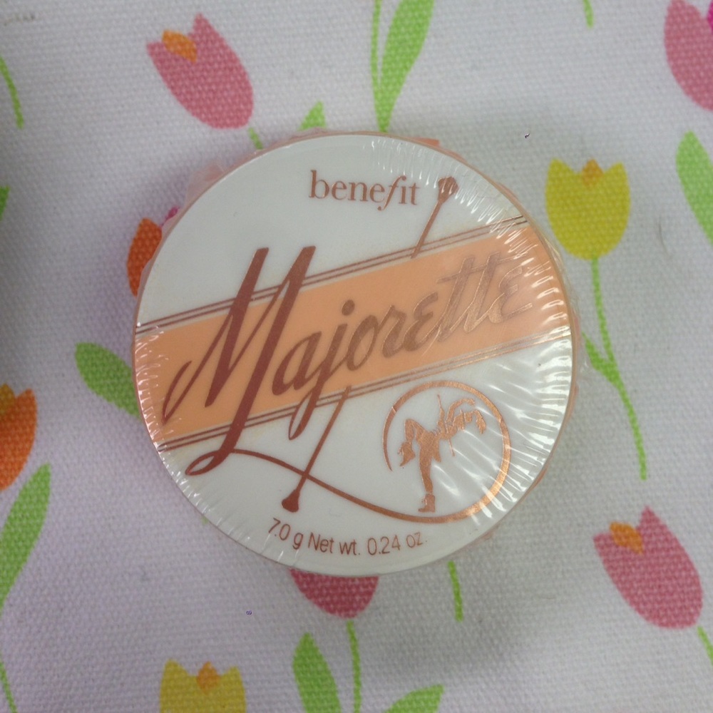 Majorette cream blush-Benefit