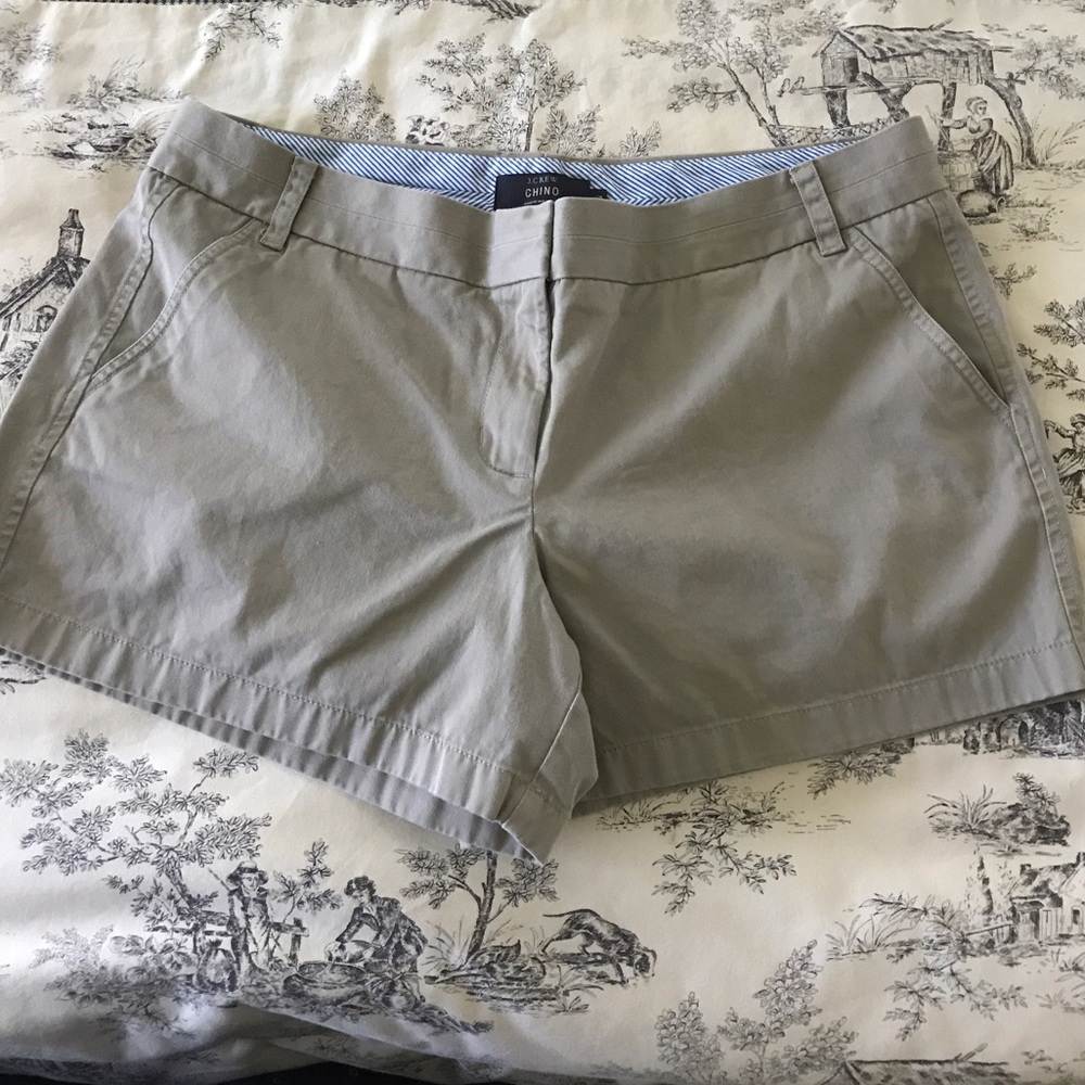 Khaki J. Crew chino shorts 3"