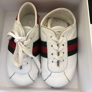 Gucci baby shoes