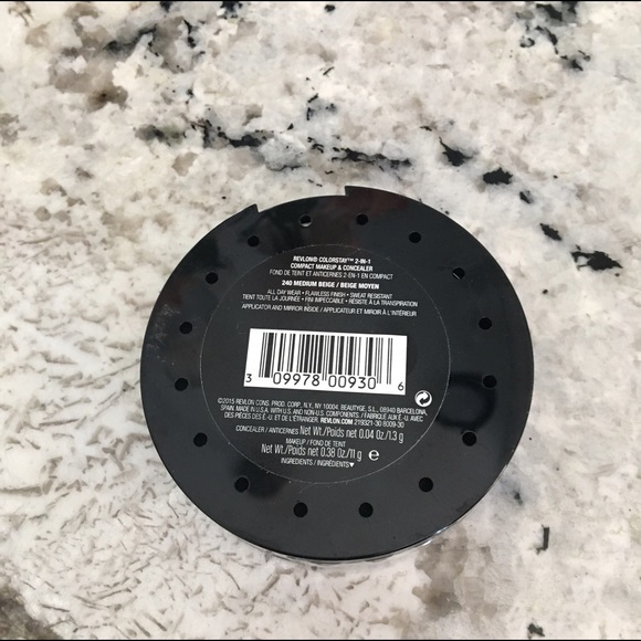 Revlon Colorstay Powder & Foundation Bundle - Picture 5 of 7