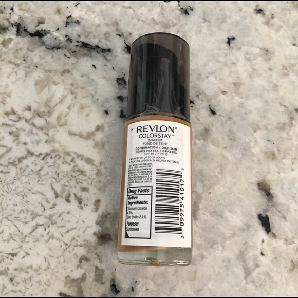 Revlon Colorstay Powder & Foundation Bundle - Picture 7 of 7