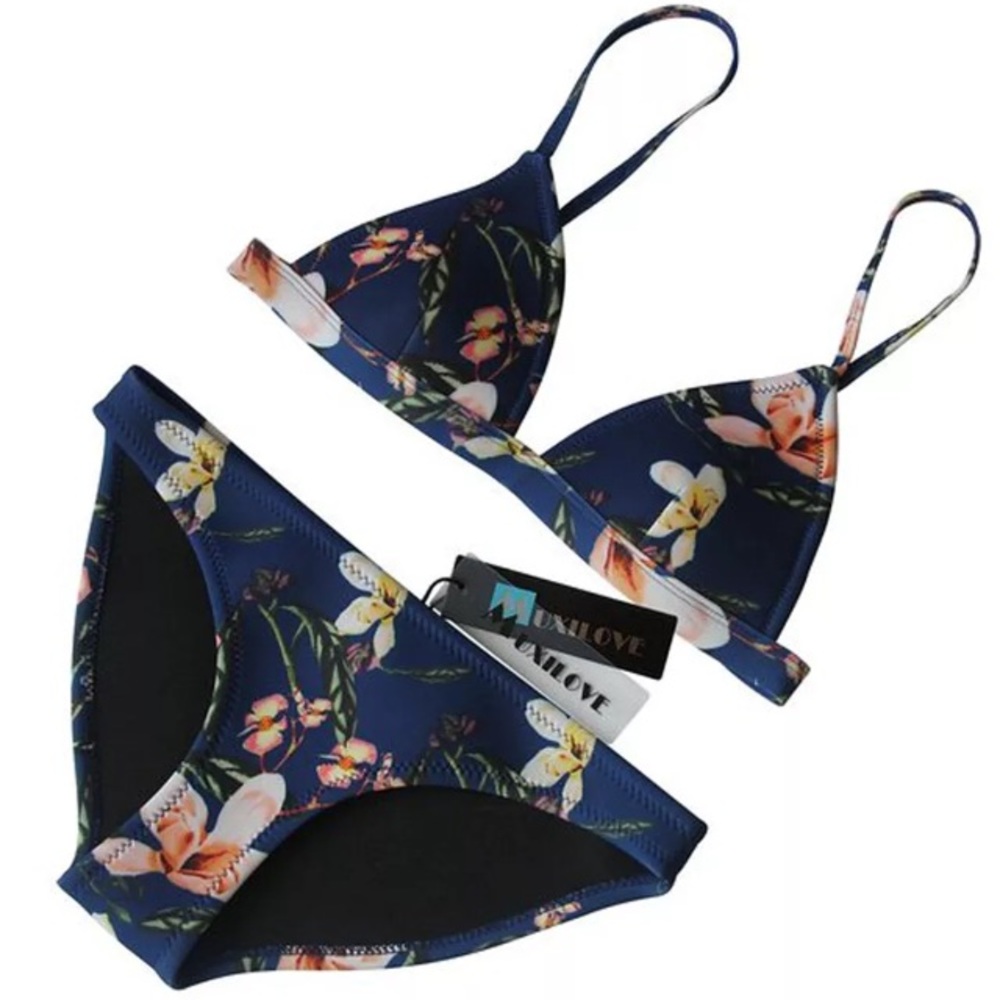 Neoprene muxilove (triangl like) floral bikini