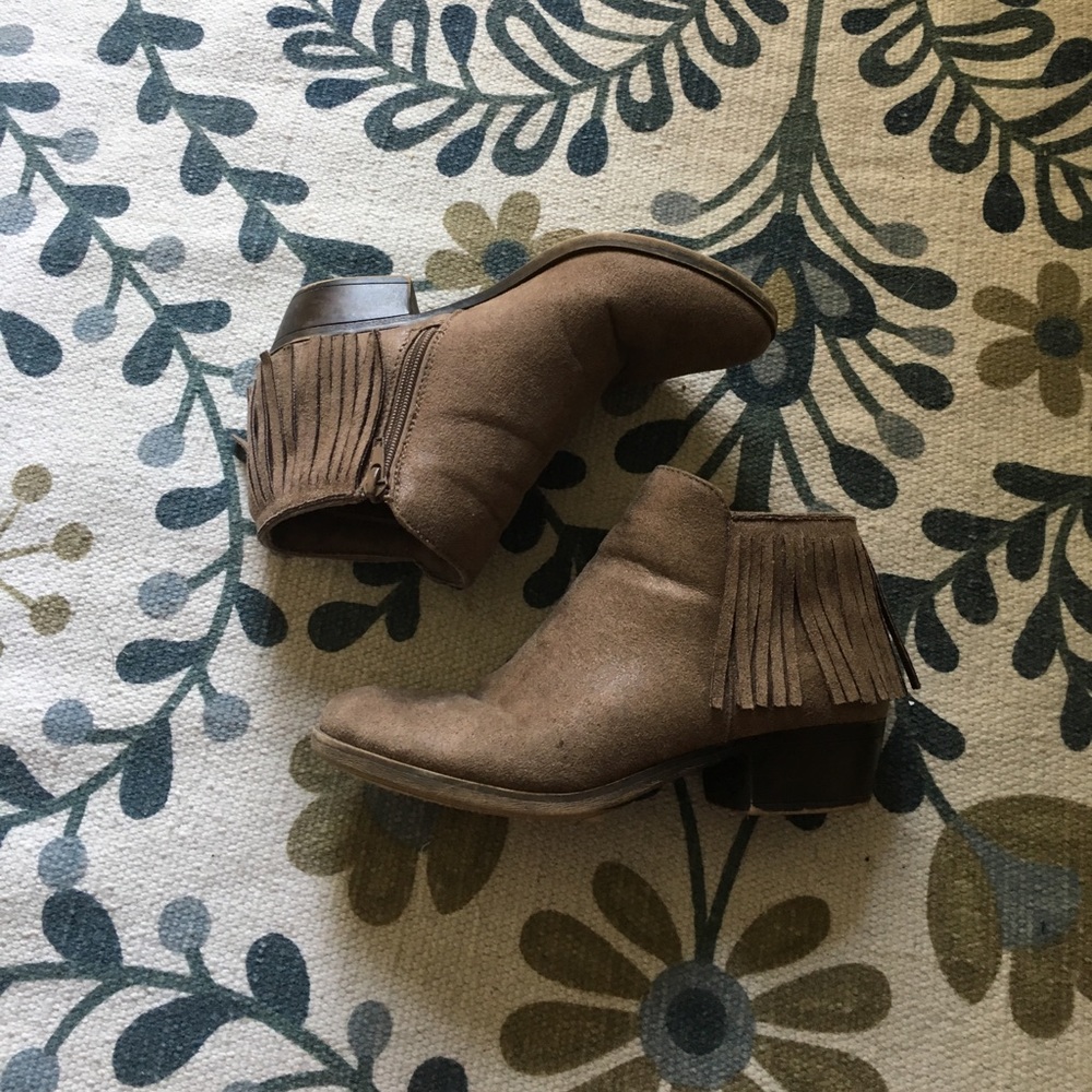 Ankle boots