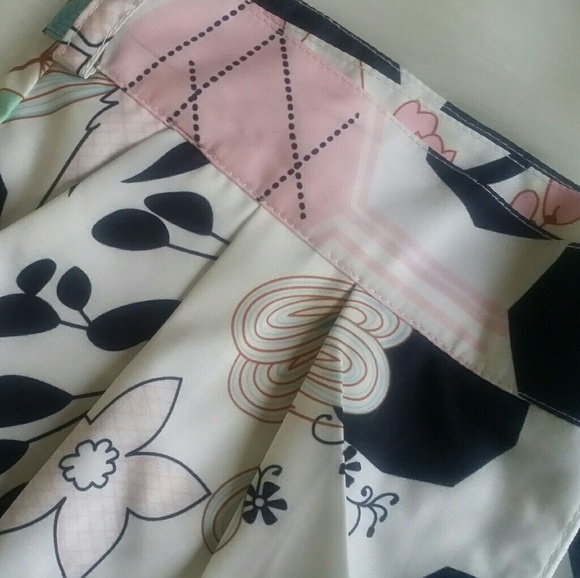 💋WIDE-LEG PRINTED PALAZZO TROUSER PANTS!!! - Picture 3 of 8