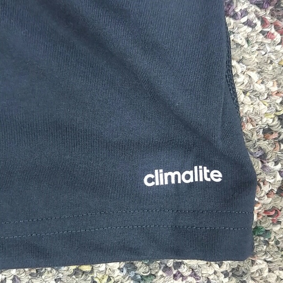 Adidas Men's Ultimate LS Tee. - Picture 3 of 4