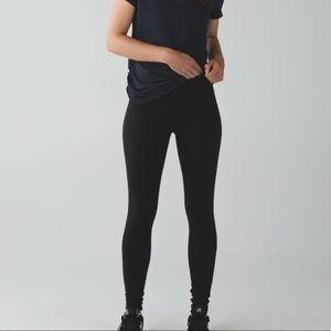 Wunder under hi-rise!