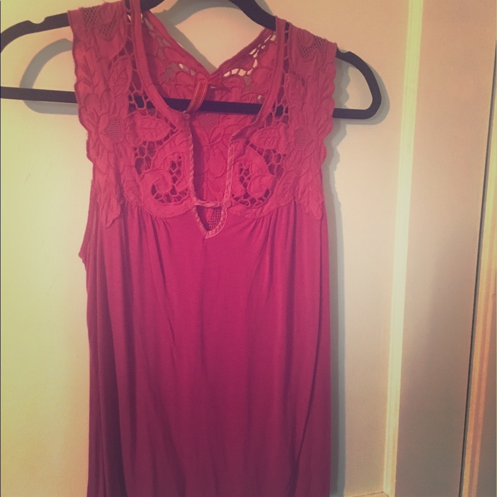 One.September sleeveless top
