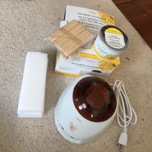 Gigi Brazilian waxing kit