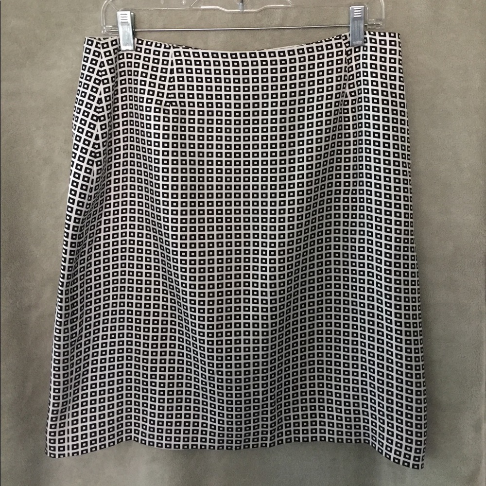 Ann Taylor Women's Knee Length Skirt Size 12