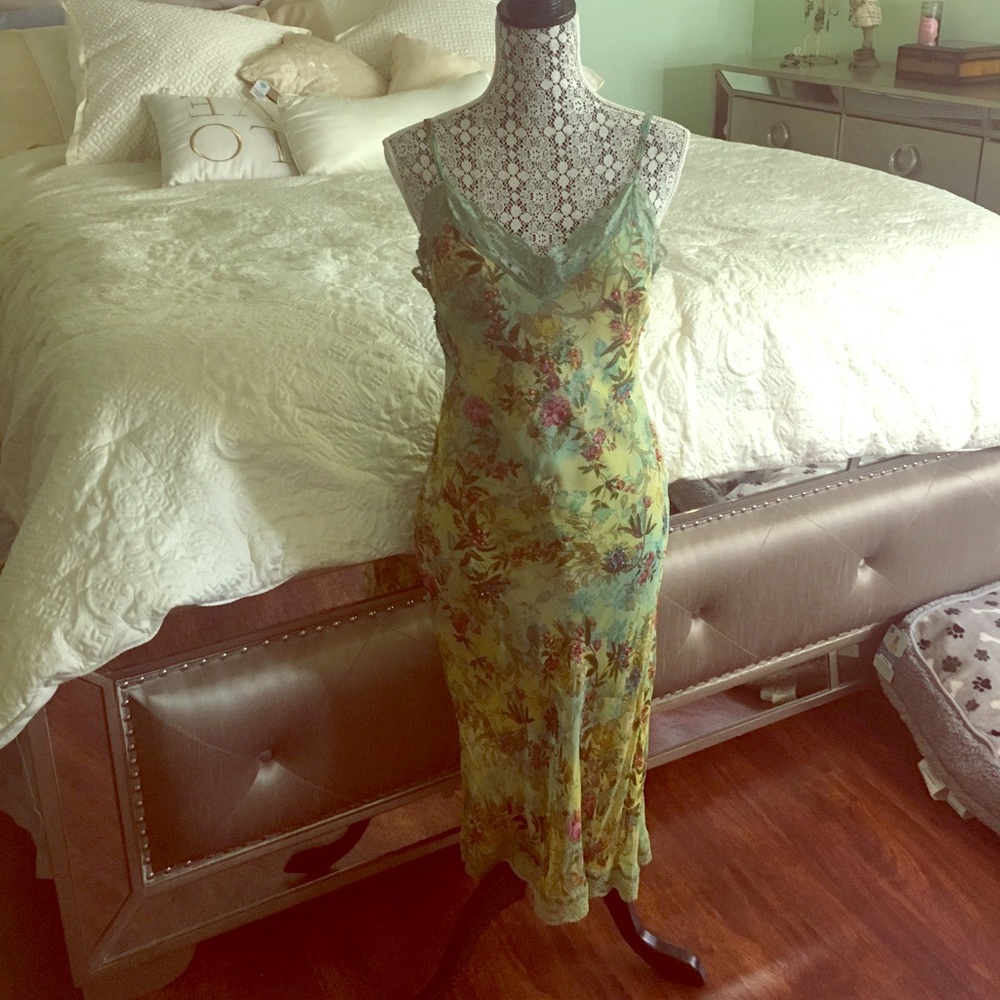 Nadine summer dress size medium