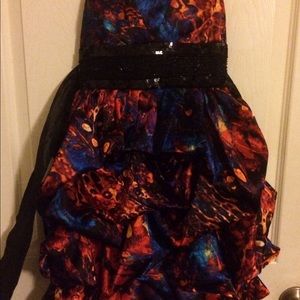 Colorful strapless mini dress
