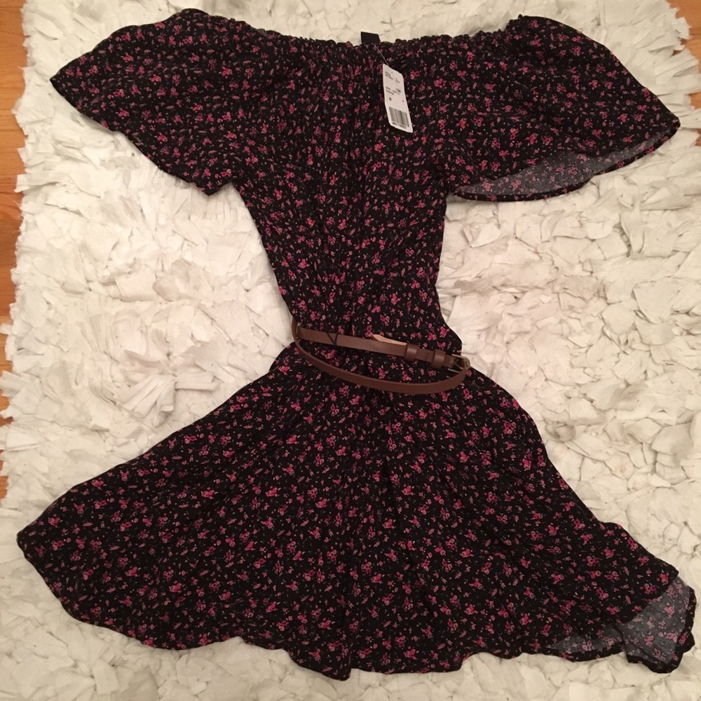 Beautiful off the shoulder dress with belt